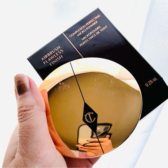 NIB Charlotte Tilbury Airbrush Flawless Finish Setting Powder Compact - 2 Medium - Picture 6 of 11